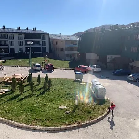 Lovely 1bedroom With Free Parking-bjelasnica * Bjelasnica